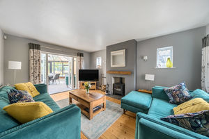 Sitting room- click for photo gallery